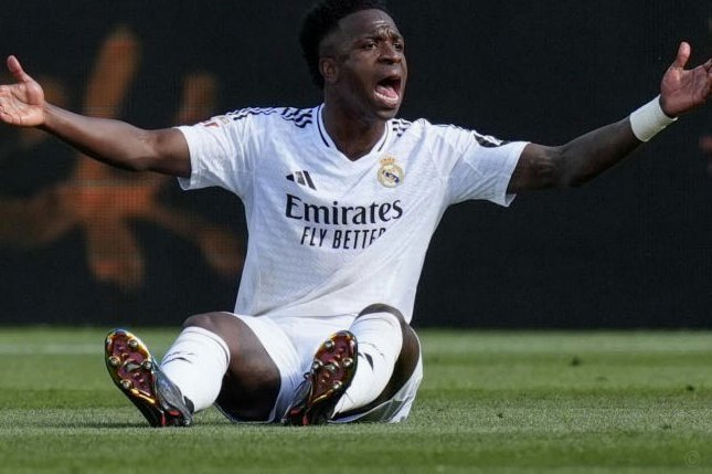 姆巴佩对维尼修斯不满情绪渐浓