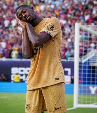 登贝莱低射撞柱破门！巴黎5-2大胜拜仁