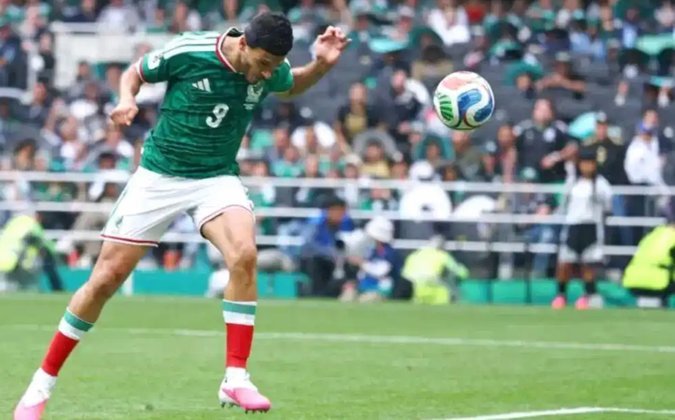 红牌惊魂！墨西哥2-0南非，揭幕战悬念拉满