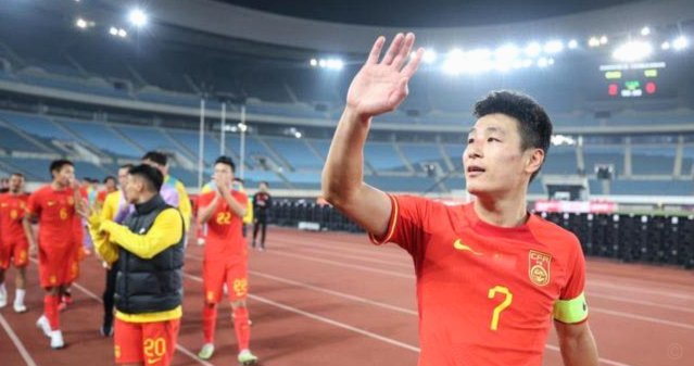 讨论一件事，但先拿武磊开刀
