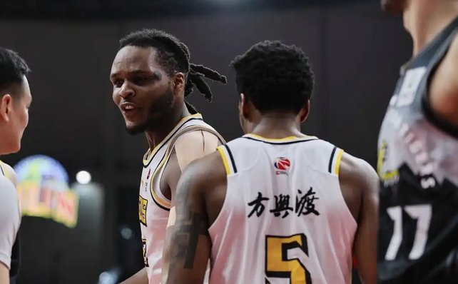中国现在被日本克制，一个很重要原因是没了高中锋