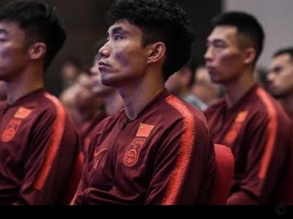 董哥:中国足球应该摆正位置，永远没法踢欧洲+非洲+南美，永远！！！