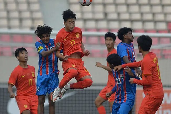 名帅大卫告别U16转战中甲深圳青年人
